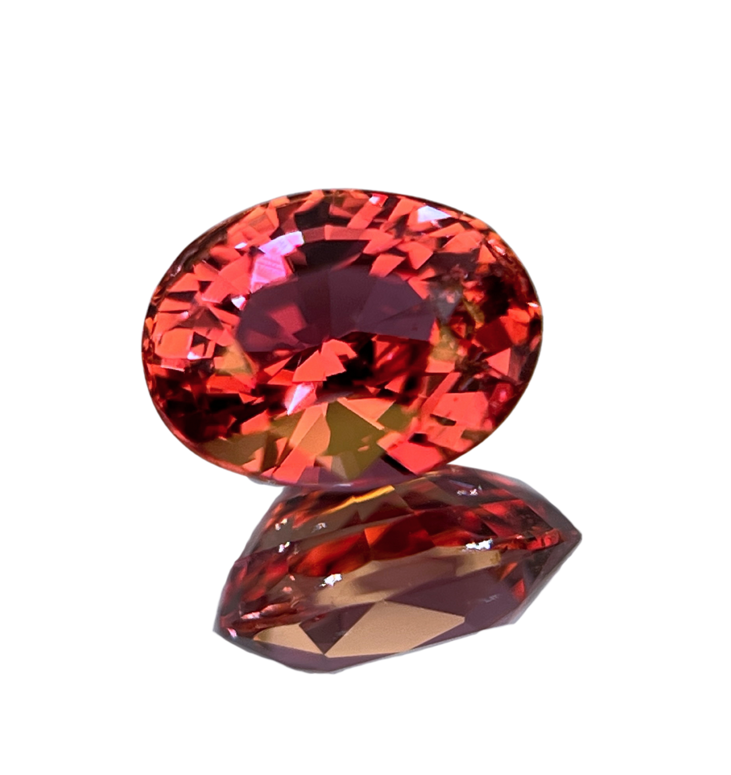 「濃煌」非加熱サファイア/ 1.10ct/オーバル/マダガスカル