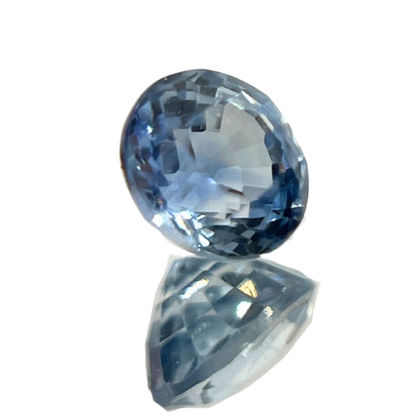 「氷点」サファイア/ 0.53ct/ラウンド