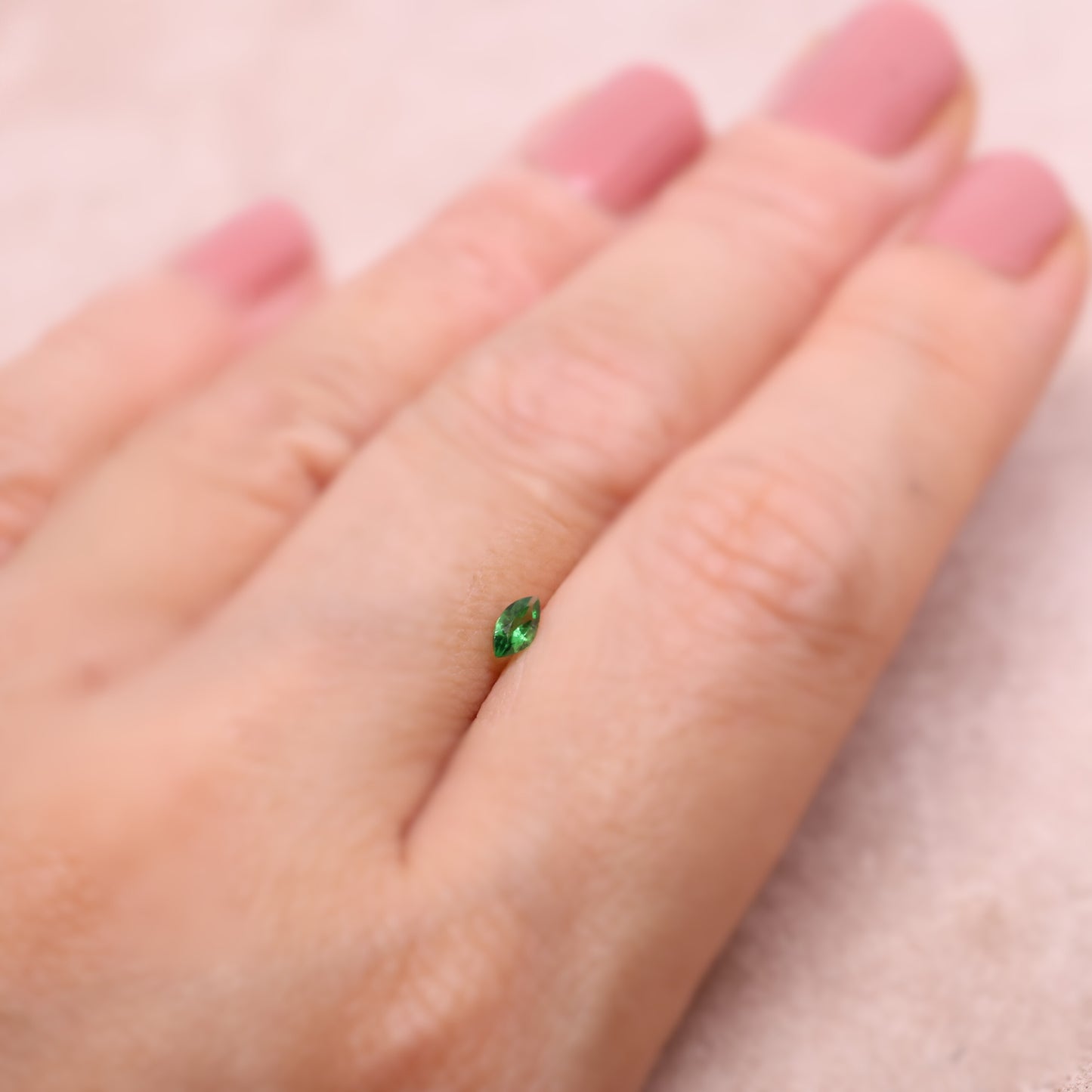 「常葉I」グリーンガーネット(ツァボライト)/0.125ct/マーキス/アフリカ
