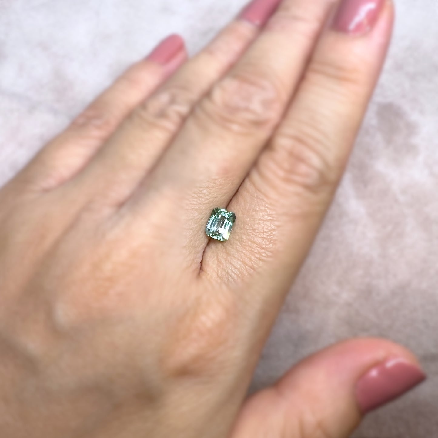 「爽風」バイカラートルマリン/0.94ct/エメラルドカット/モザンビーク