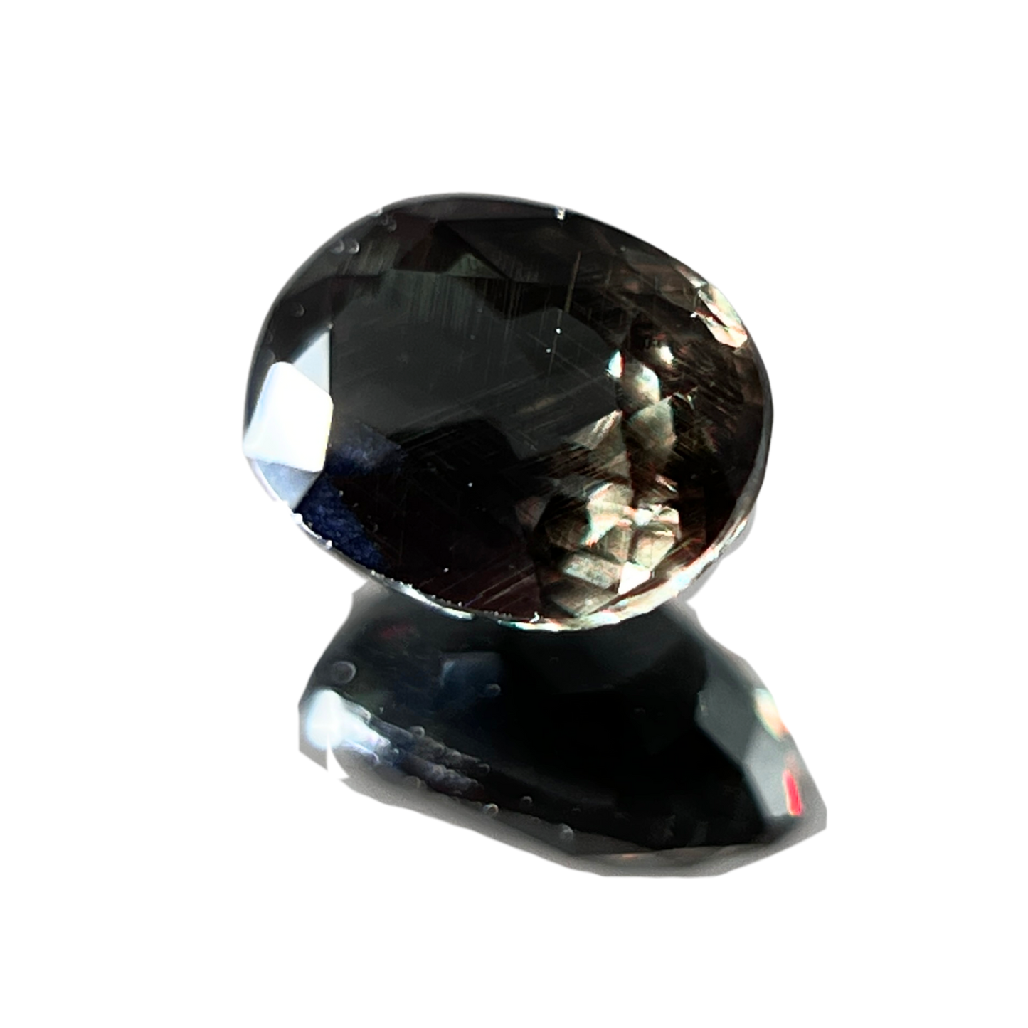 「光の記憶」カラーチェンジガーネット/1.01ct/オーバル/タンザニア産