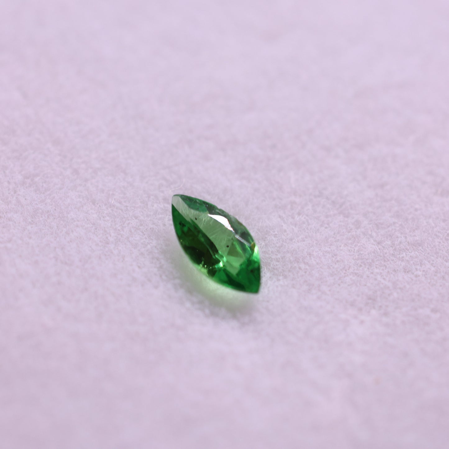 「常葉I」グリーンガーネット(ツァボライト)/0.125ct/マーキス/アフリカ