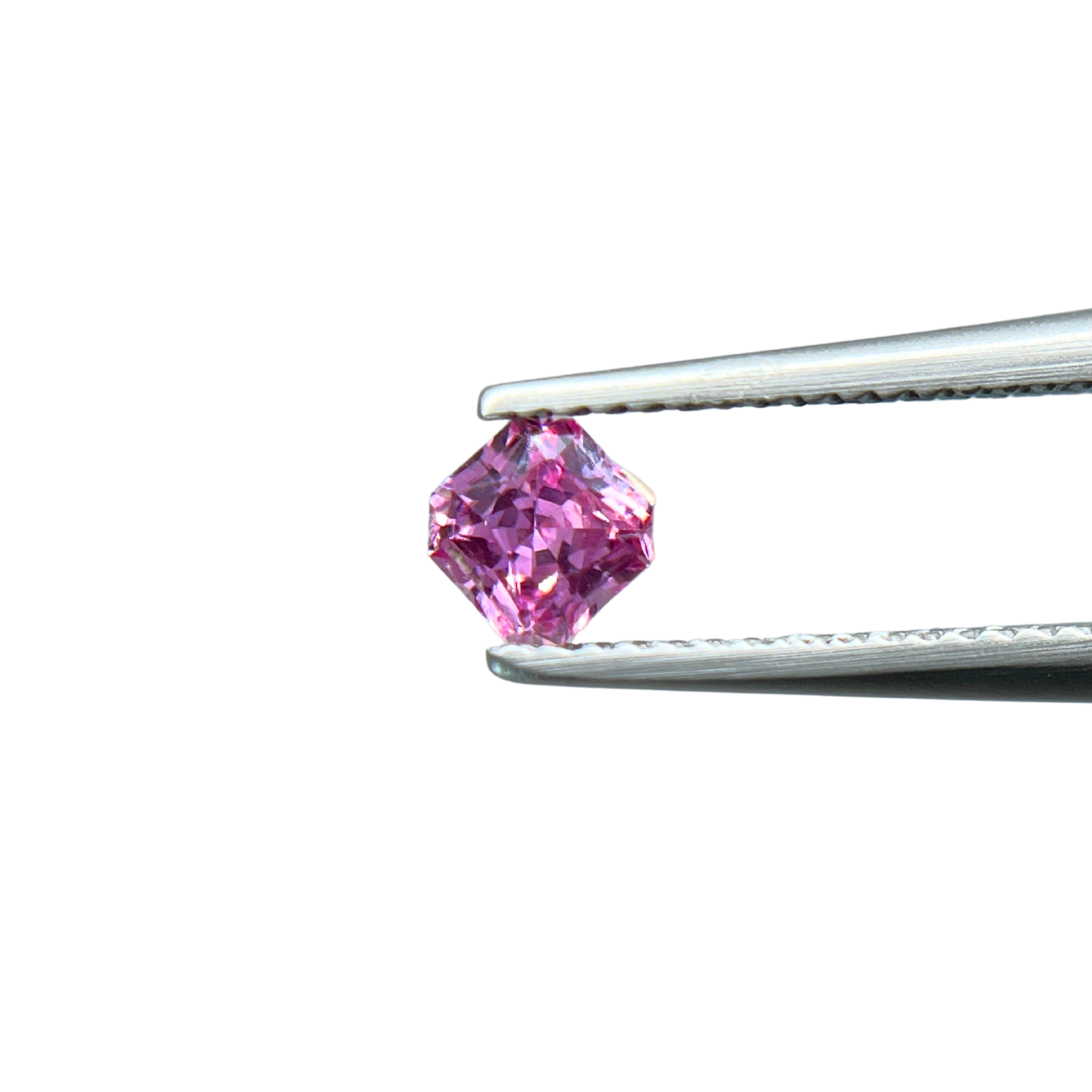 「澄桜」非加熱ピンクサファイア/0.55ct/ラディアント/マダガスカル産