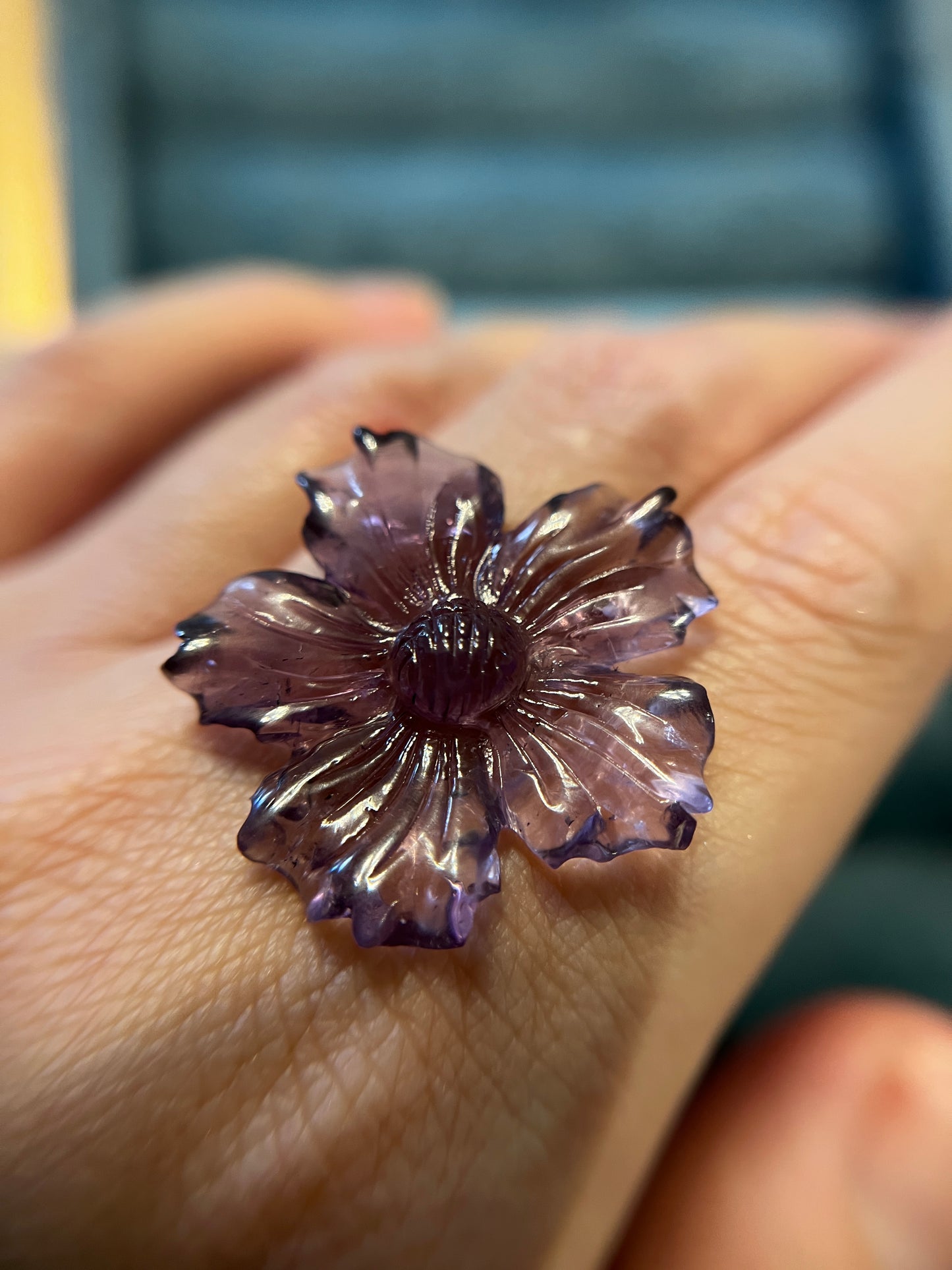 「Art Nouveau purple」アメシスト/23.7ct/フワラーカービング