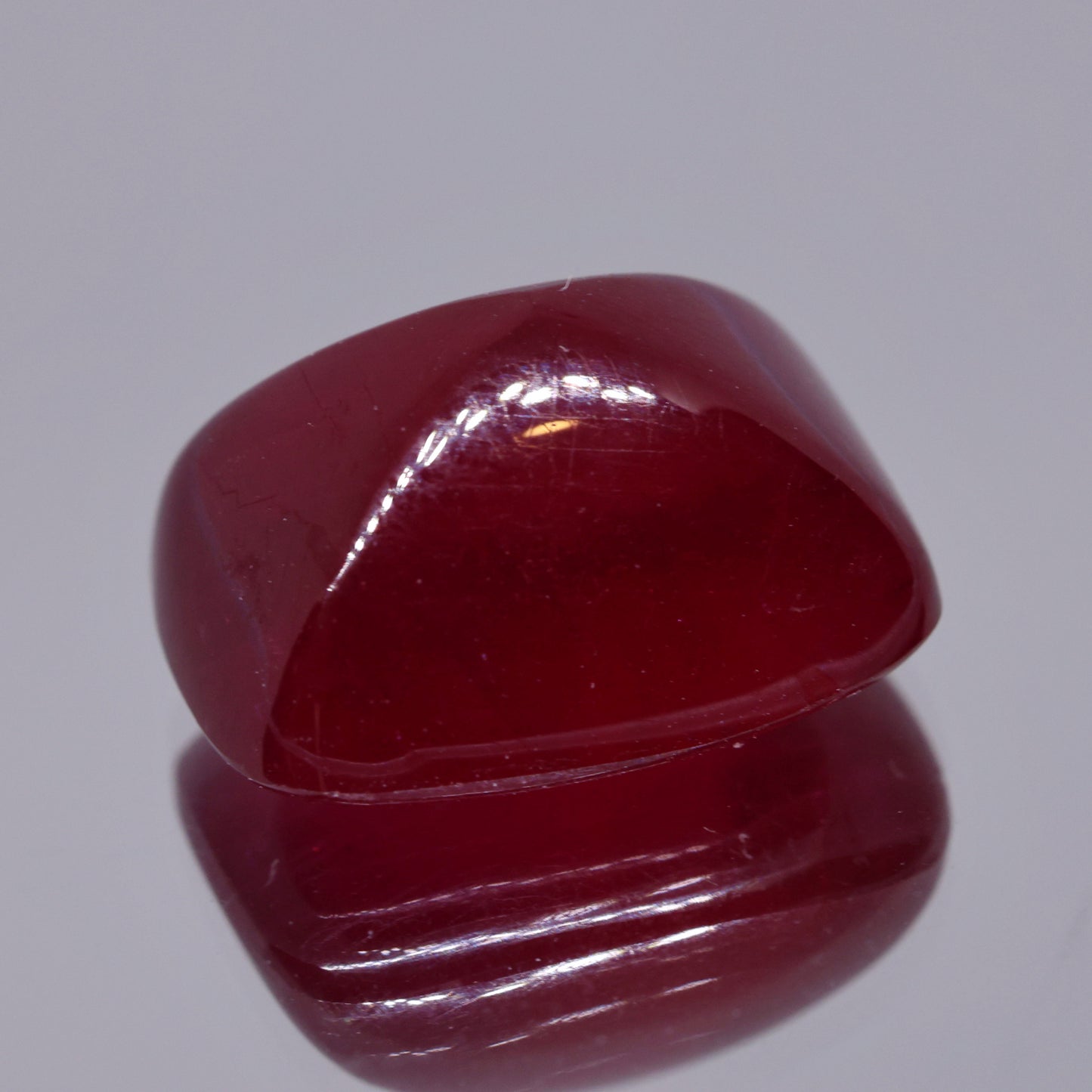 「Candy ruby」鉛ガラス含浸ルビー/ 11.34ct/シュガーローフ
