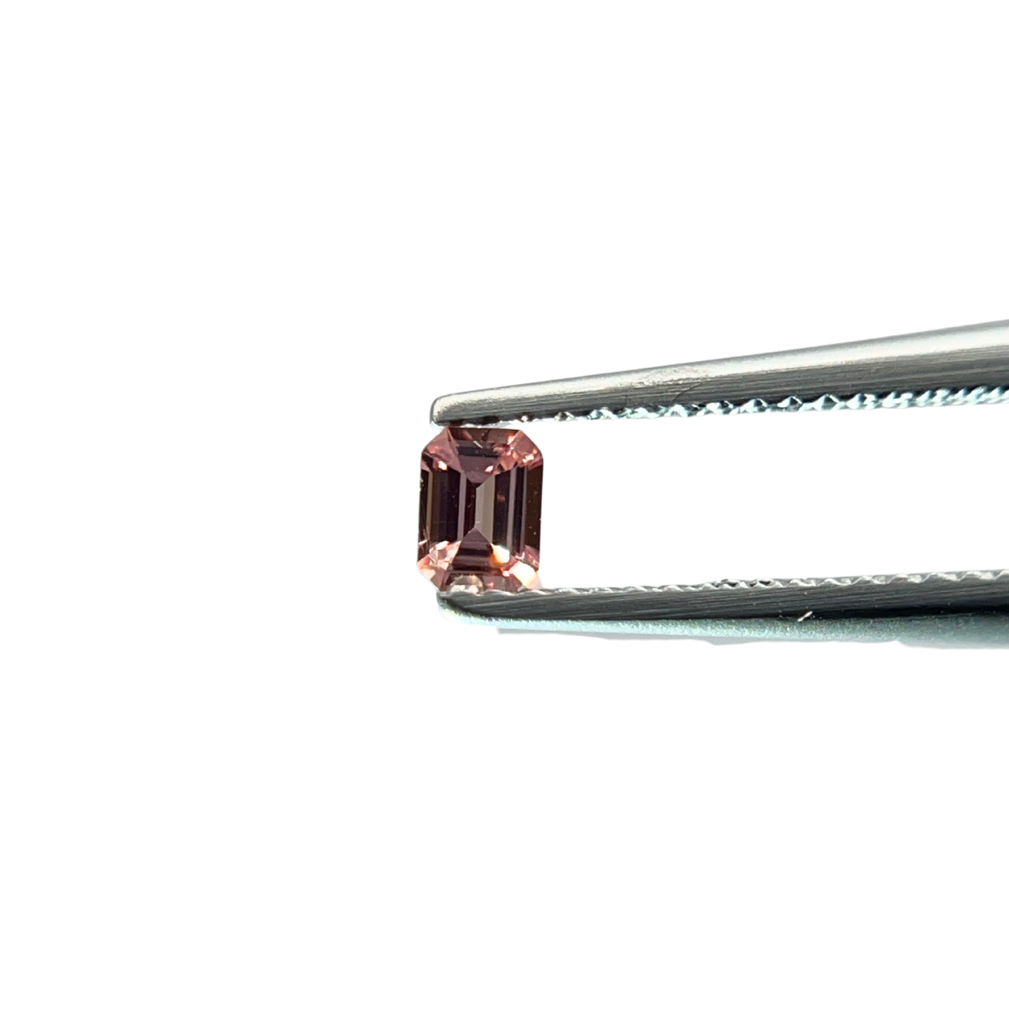 「Parfume Ⅱ」非加熱パパラチアサファイア/ 0.23ct/オクタゴン/マダガスカル