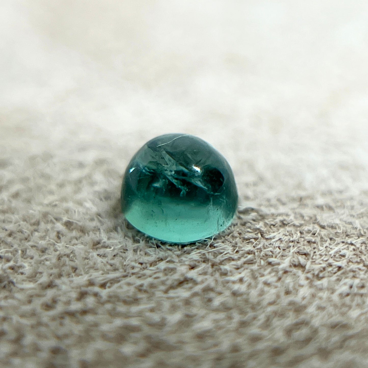 「翠滴」ミントトルマリン/0.41ct/ラウンドカボション