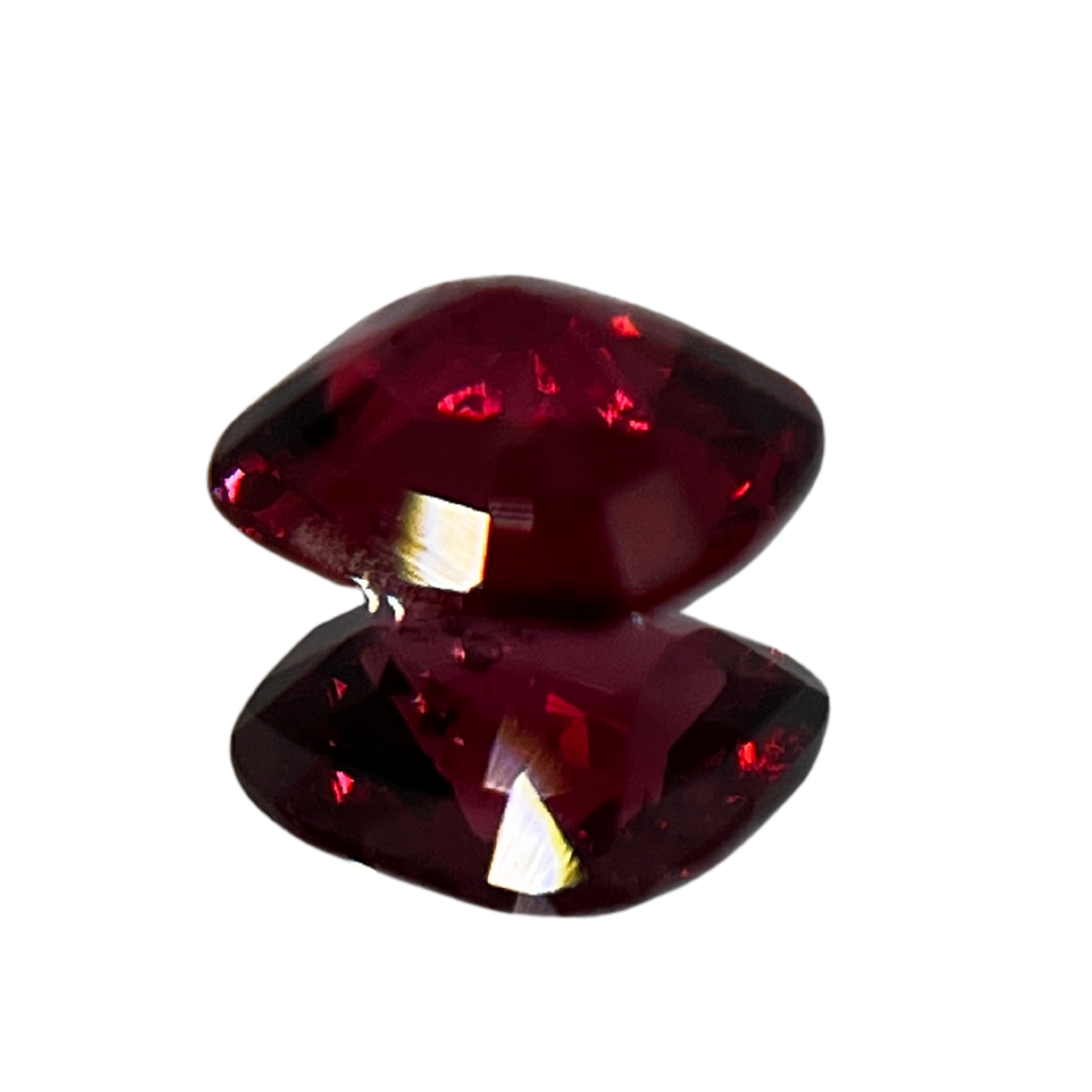 「焔晶」レッドスピネル/0.55ct/クッション/ミャンマー産