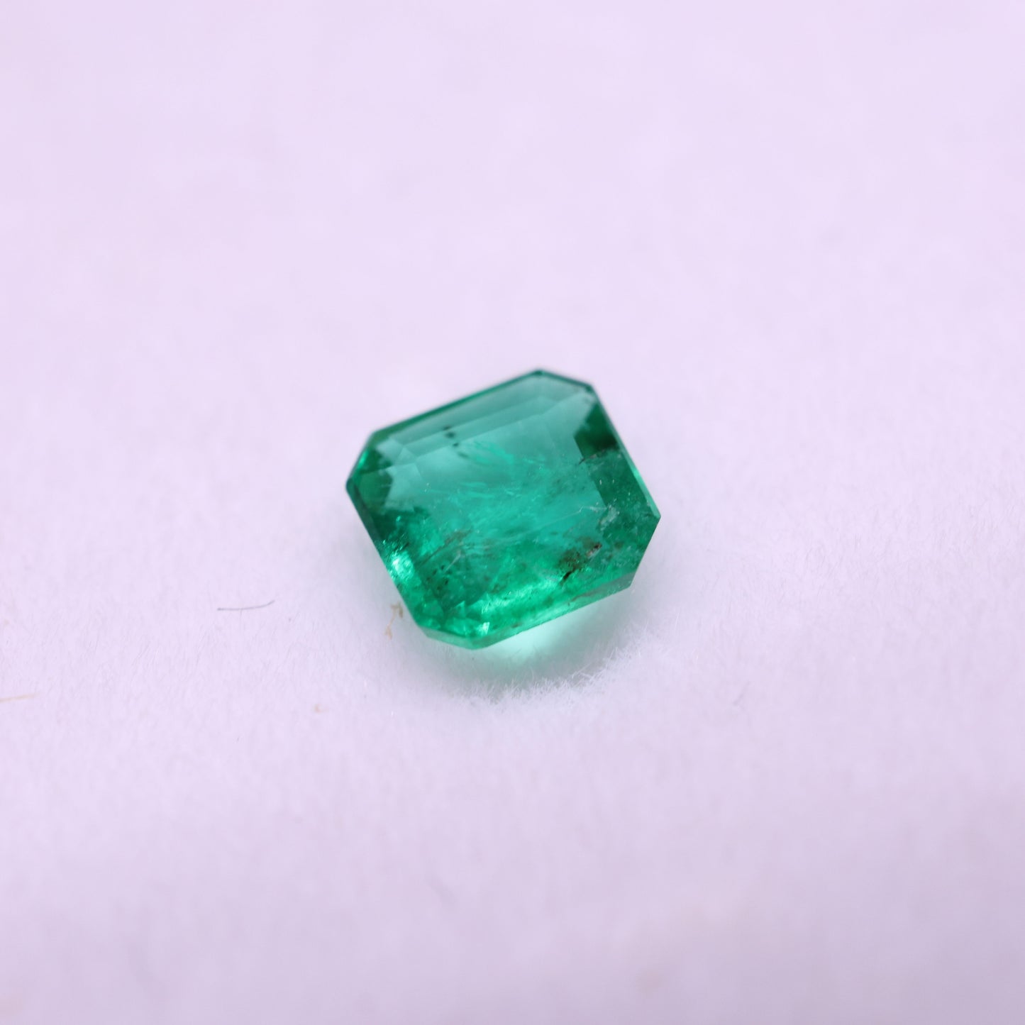 「翠浪漫」エメラルド/0.381ct/エメラルドカット/ザンビア