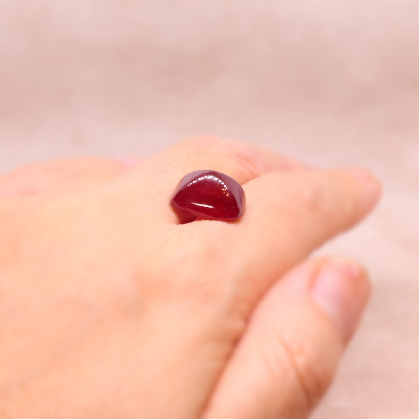 「Candy ruby」鉛ガラス含浸ルビー/ 11.34ct/シュガーローフ