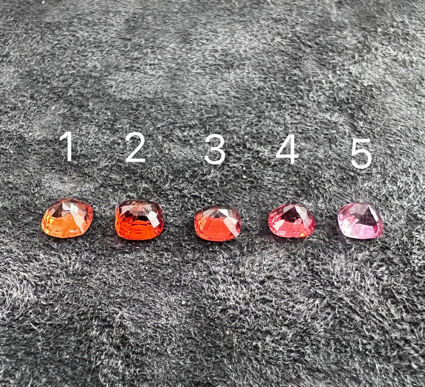 「RASPBERRY JUICE」ラズベリーピンクスピネル/0.61ct/クッション/ミャンマー産