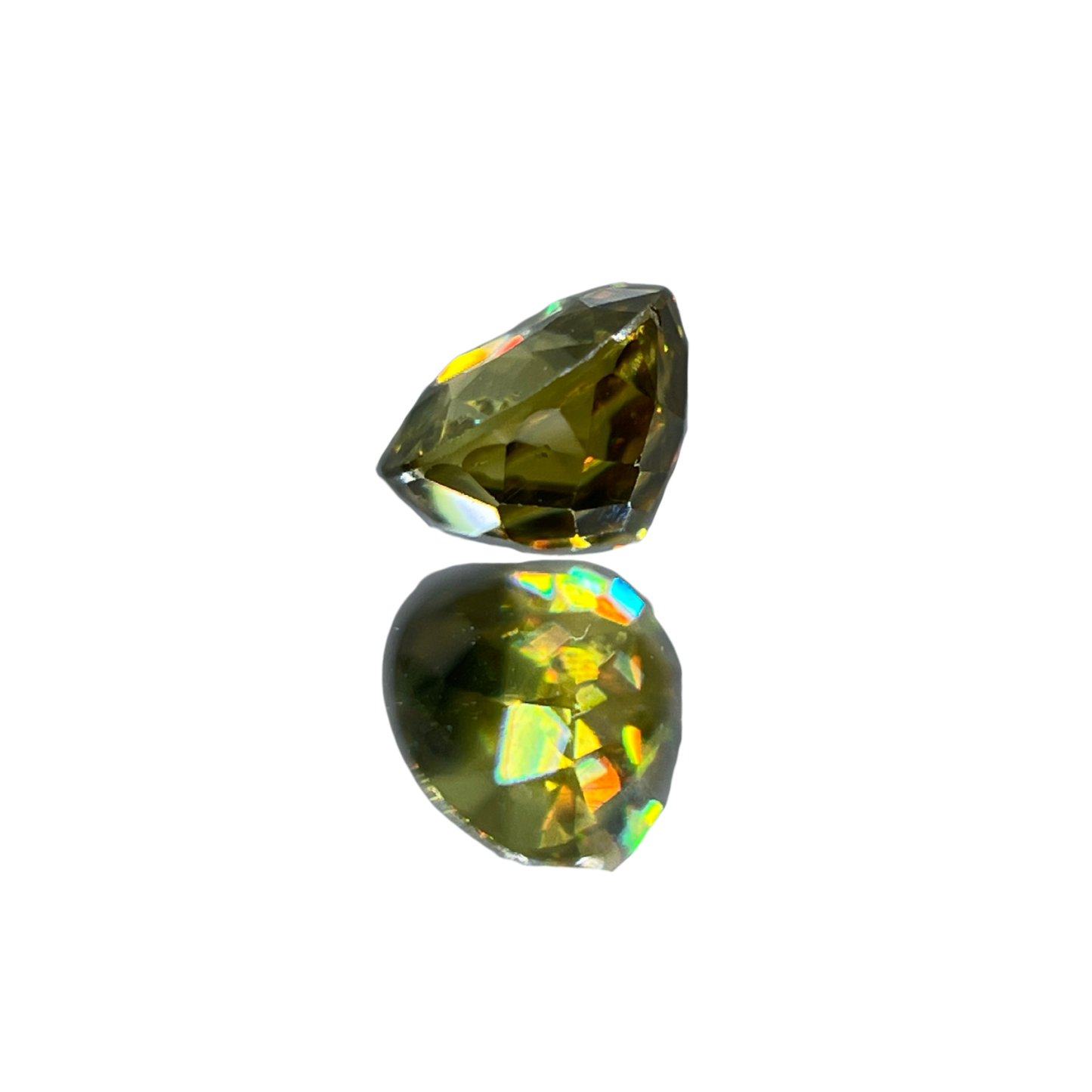 「燦々」スフェーン/0.45ct/ラウンド/マダガスカル