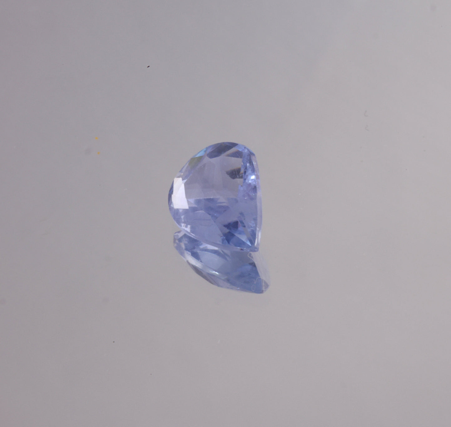 「Silky Mist Blue」シルキーペールブルーサファイア/1.09ct/ペアシェイプ/スリランカ