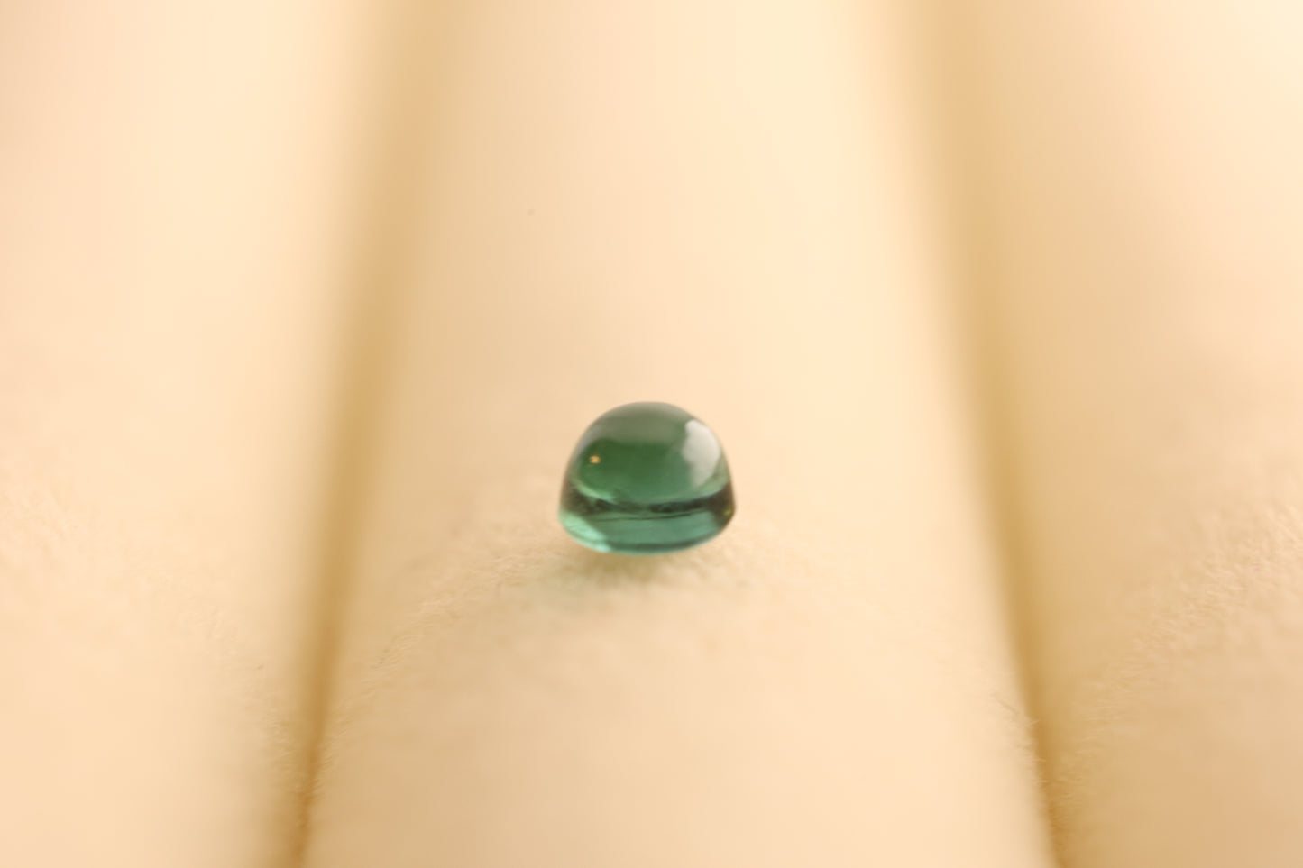 「Lagoon Drop」ラグーントルマリン/0.41ct/ラウンドカボション