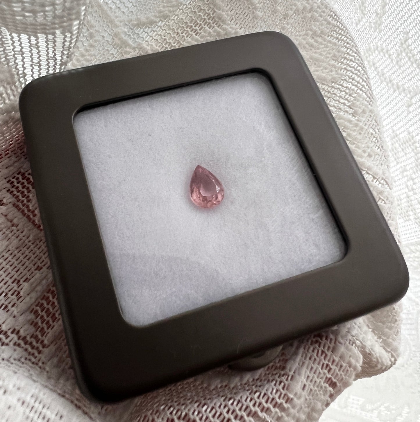 「花筏」ミックスピンクスピネル/1.11ct/ペアシェイプ/ミャンマー