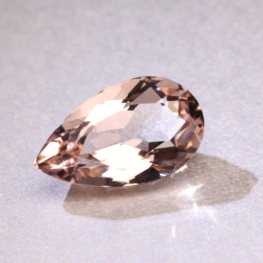 「瑞桃」モルガナイト/2.17ct/ペアシェイプ