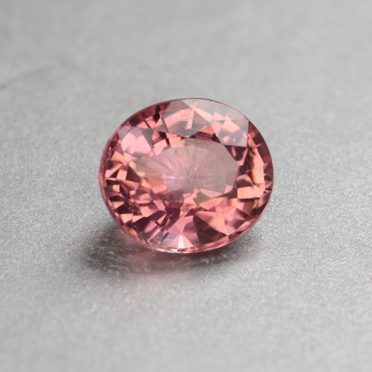 「Berry Sunset」ピンクトルマリン/1.30ct / オーバル