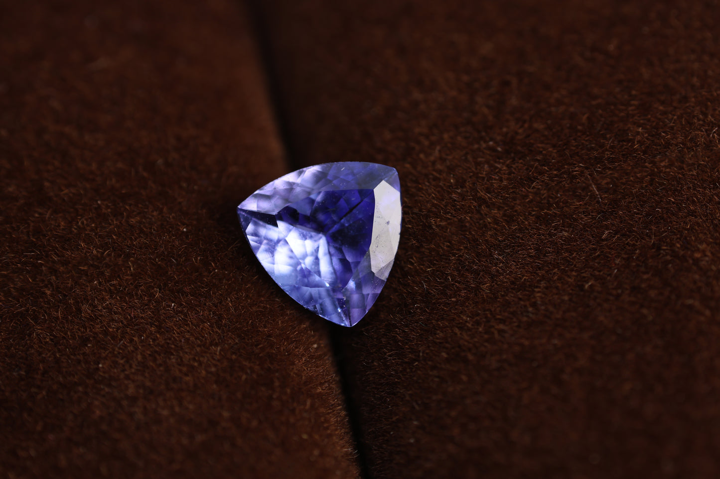 「水無月」タンザナイト/0.81ct/トリリアント/タンザニア