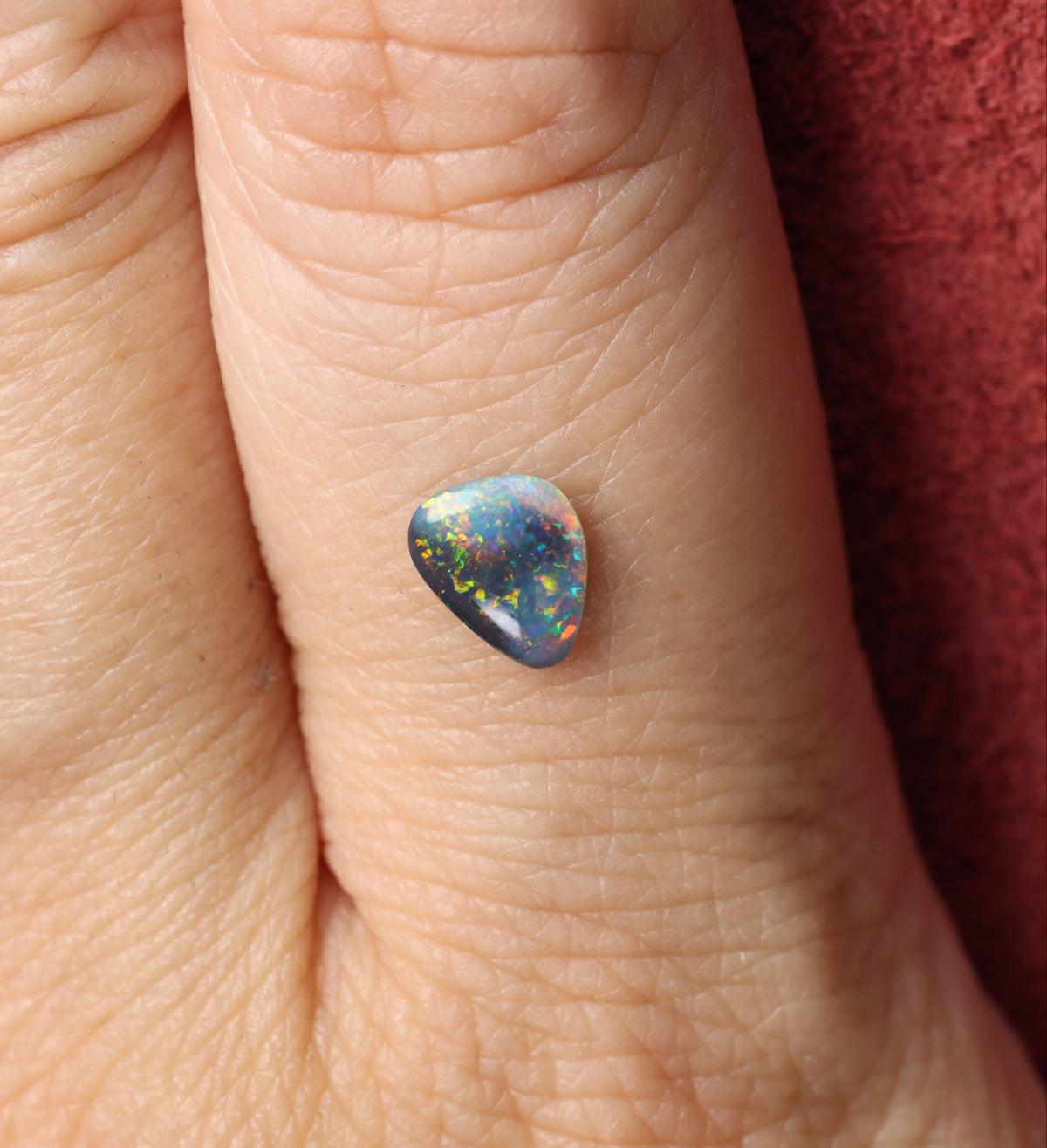 「Space Mosaic」ソリッドオパール/ 0.32ct/フリーシェイプ/ライトニングリッジ、オーストラリア