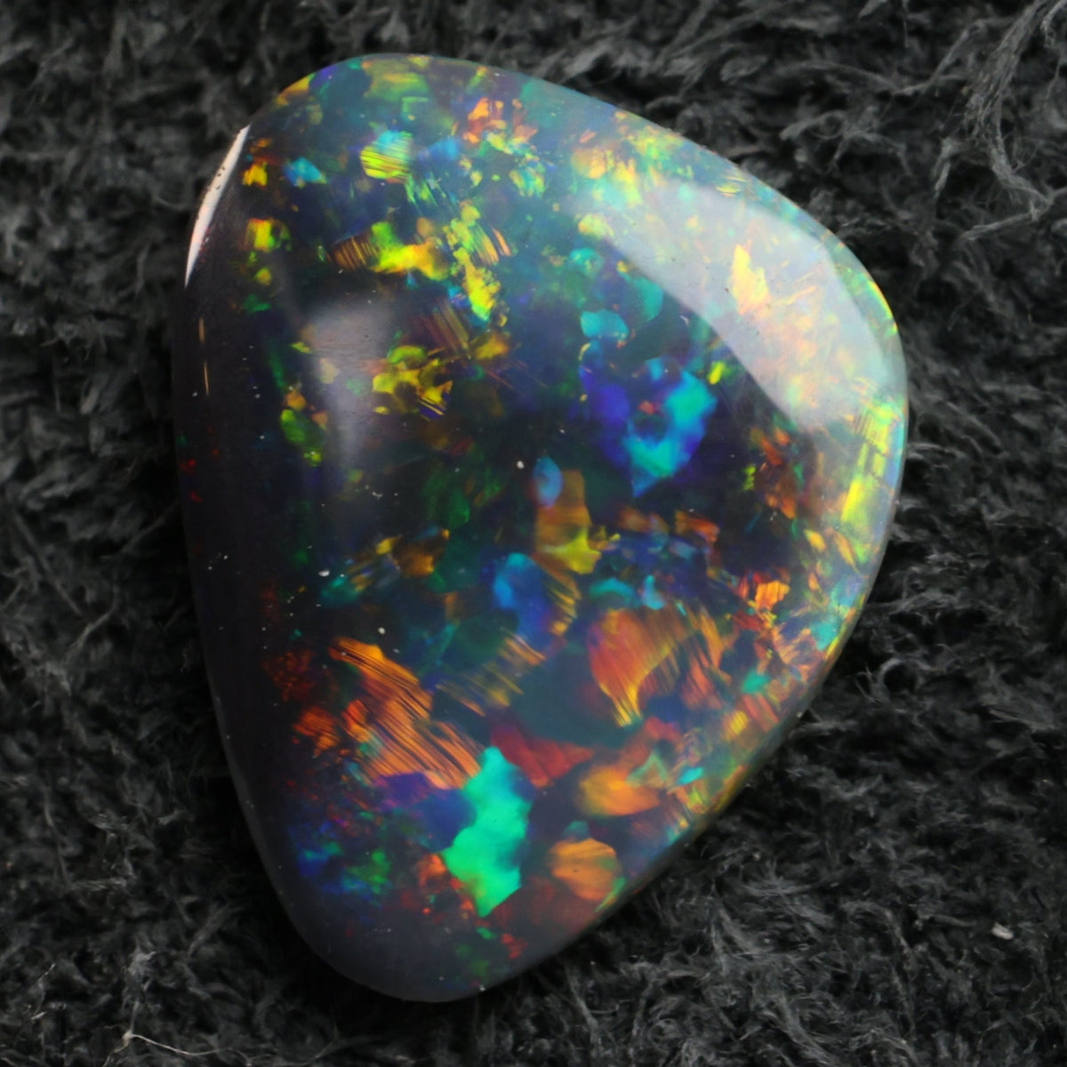「Space Mosaic」ソリッドオパール/ 0.32ct/フリーシェイプ/ライトニングリッジ、オーストラリア