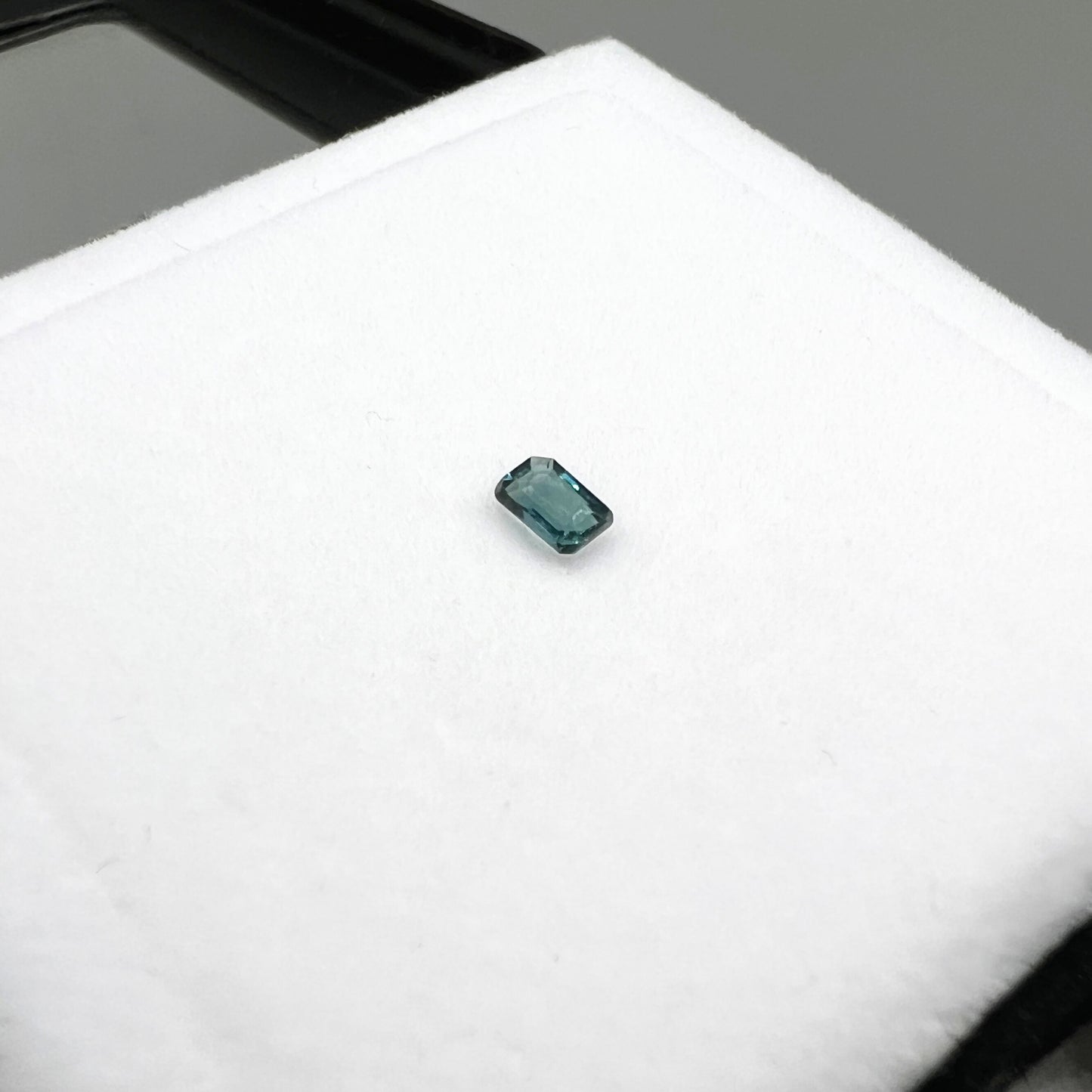 「和藍緑」トルマリン/0.15ct/オクタゴン