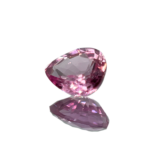 「ひとひら」非加熱ピンクサファイア/ 0.37ct/ペアシェイプ/マダガスカル