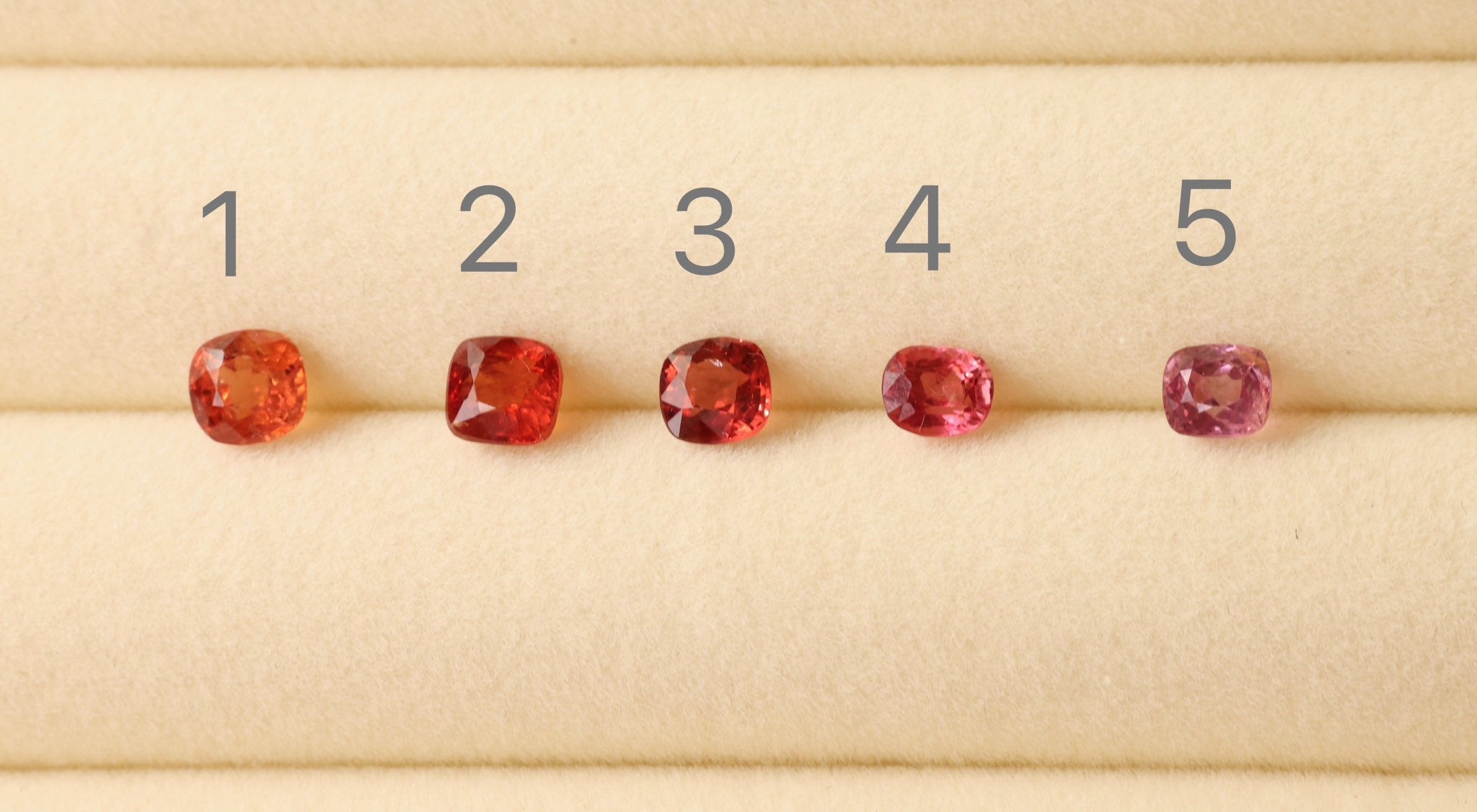 ORANGE JUICE」オレンジスピネル/0.86ct/クッション/ミャンマー産 – llct.