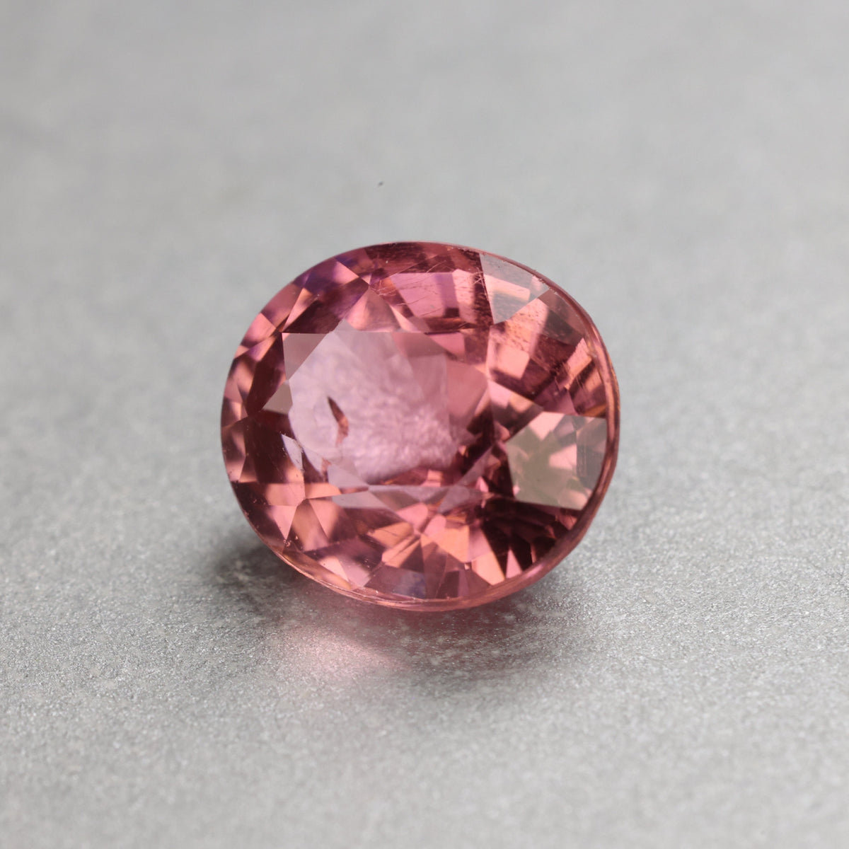「Berry Sunset」ピンクトルマリン/1.30ct / オーバル