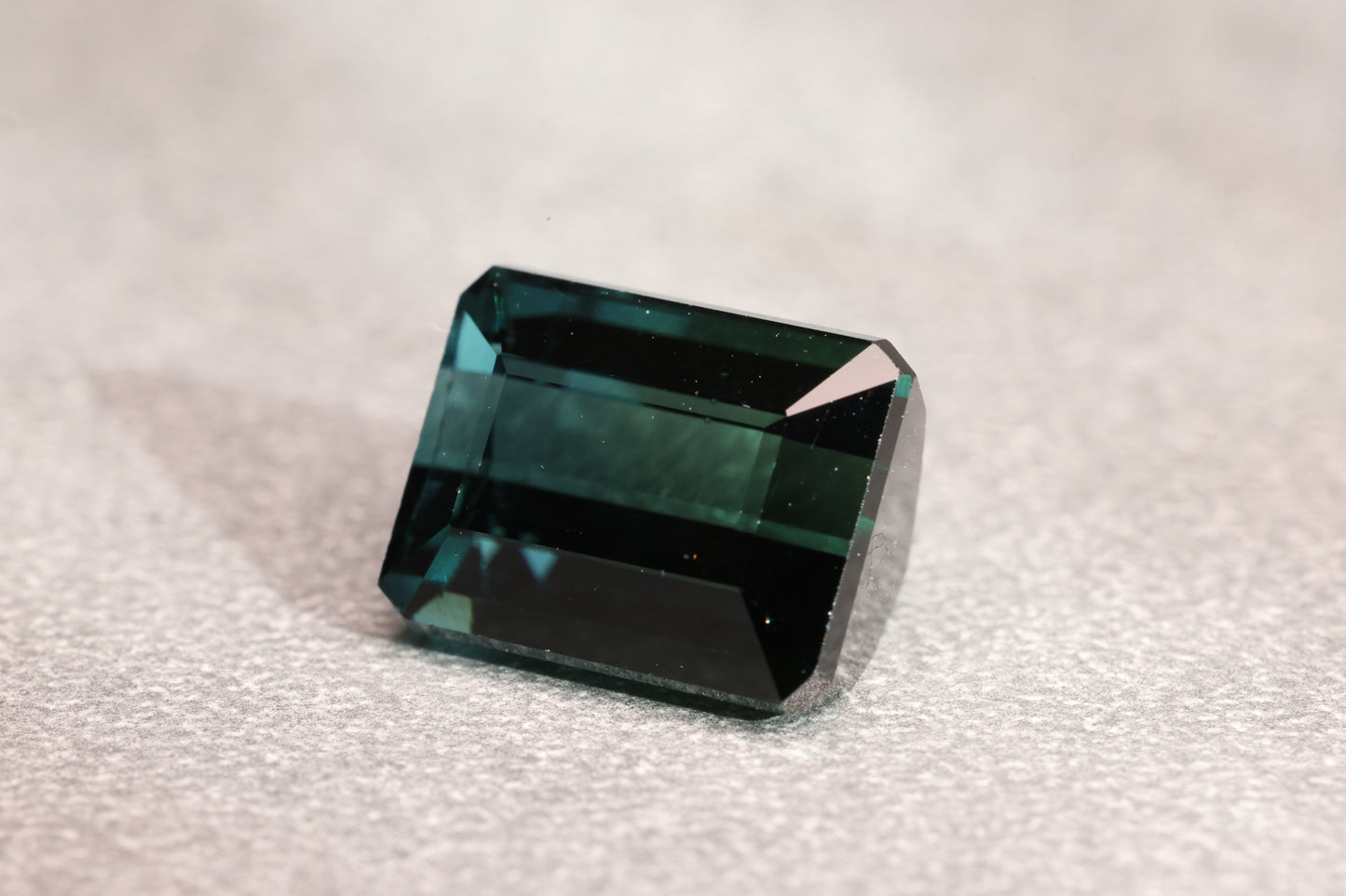 「Bluegreen Divide」トルマリン/4.02ct/オクタゴン