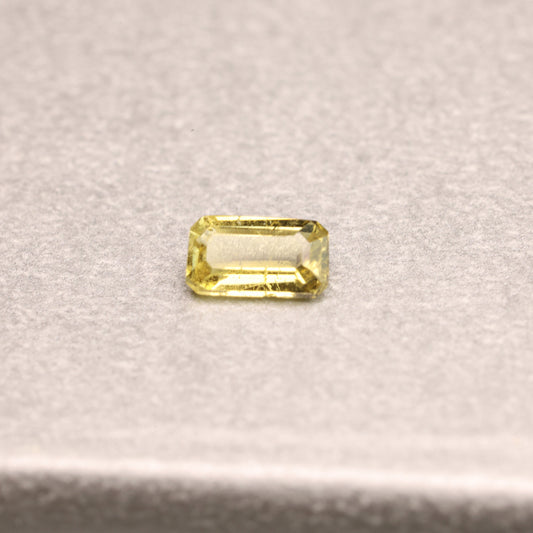 「淡雷」イエロートルマリン/0.155ct/オクタゴン
