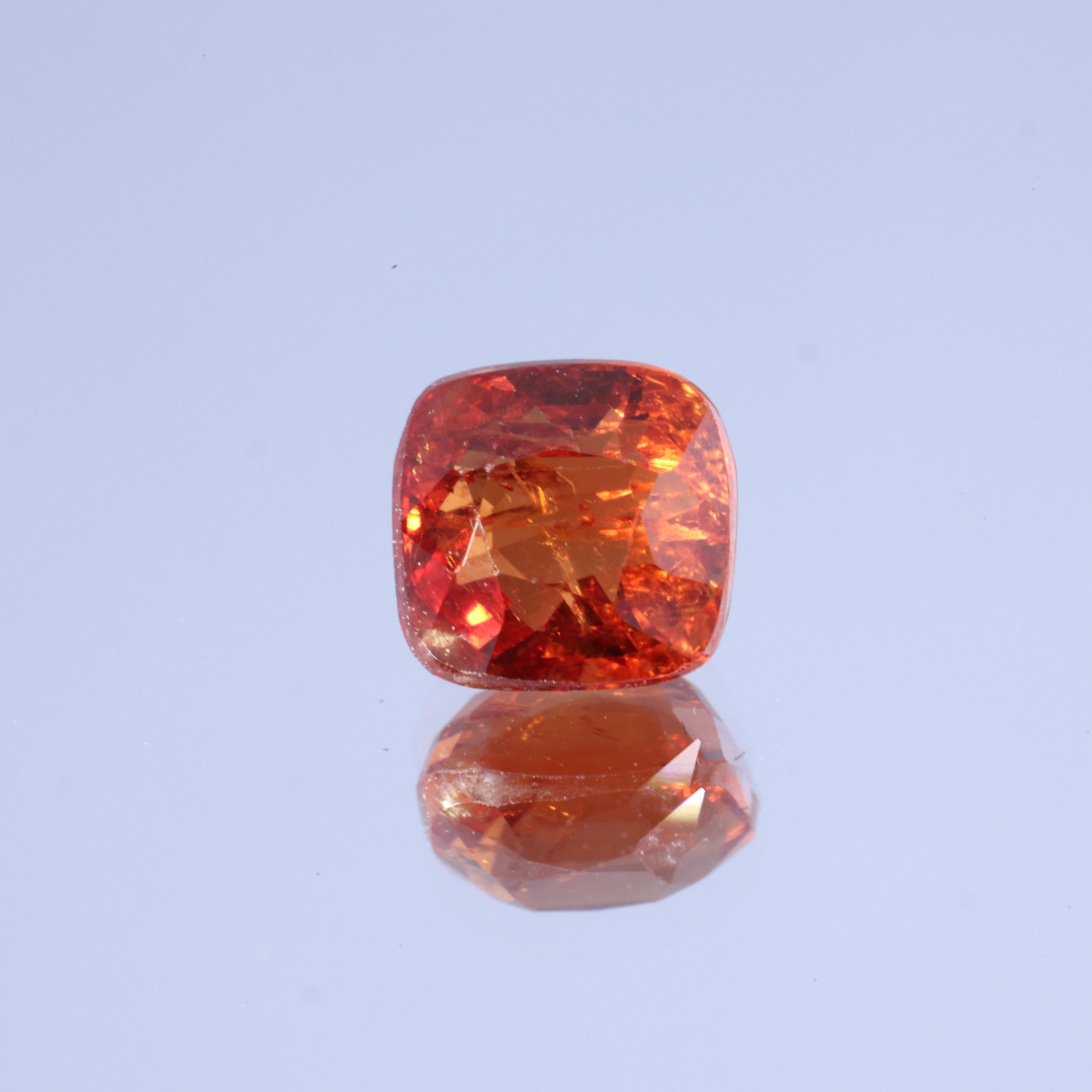 BLOOD ORANGE JUICE」濃オレンジスピネル/1.03ct/クッション