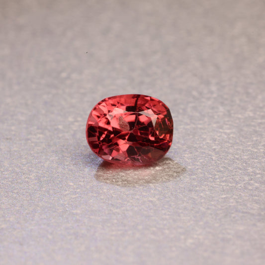 「RASPBERRY JUICE」ラズベリーピンクスピネル/0.61ct/クッション/ミャンマー産