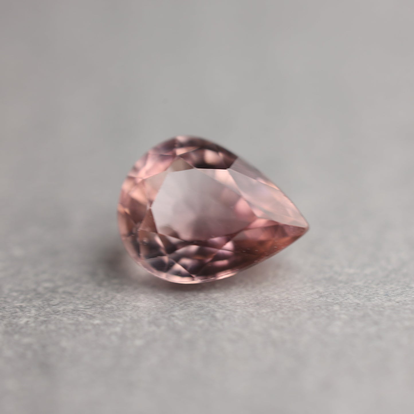 「花筏」ミックスピンクスピネル/1.11ct/ペアシェイプ/ミャンマー